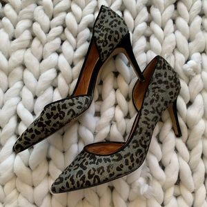 2/$12-3/$15 Halogen blue leopard print heels